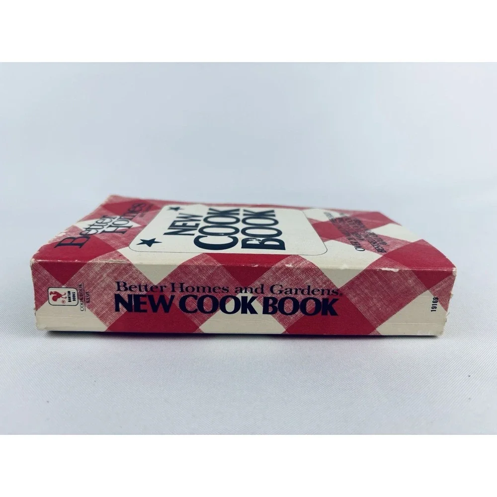 Better Homes And Gardens Cookbook Vintage‎ 1981 4th Printing Paperback Book